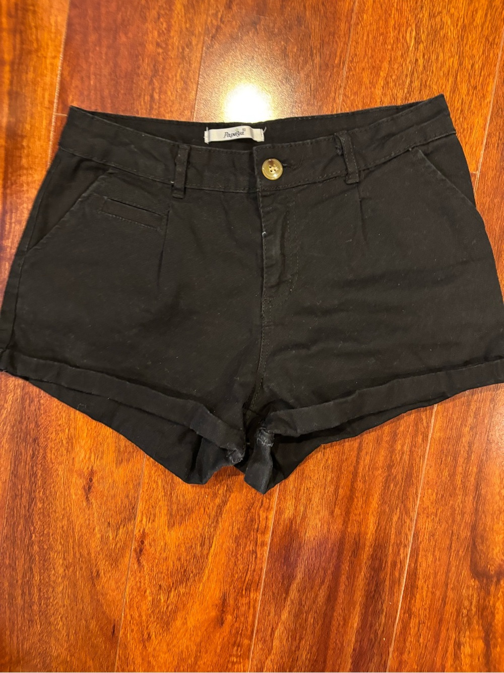Papaya Black High-Waist Cuffed Women's Shorts